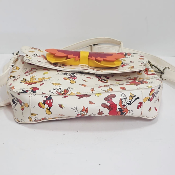 Loungefly Disney Fall Minnie Mouse Crossbody Bag Handbag Purse - Picture 4 of 5